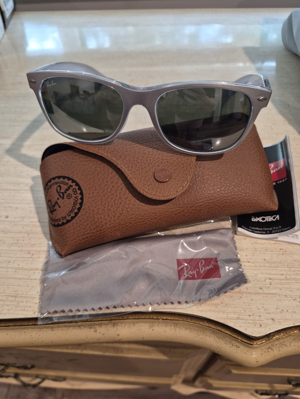 Ray-Ban Silver Frame Sunglasses with Green Lenses